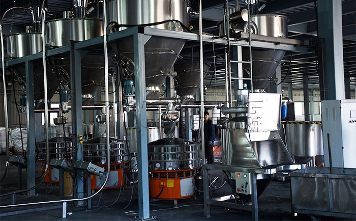 淮北電池材料生產(chǎn)線客戶振動(dòng)篩現(xiàn)場 電池材料振動(dòng)篩