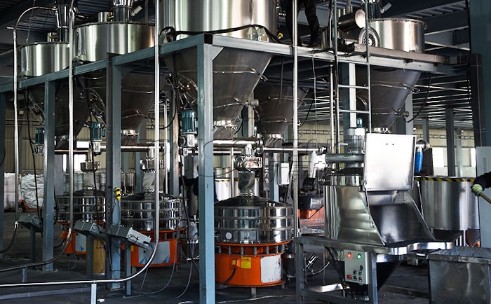 淮北電池材料生產(chǎn)線客戶振動(dòng)篩現(xiàn)場 電池材料振動(dòng)篩