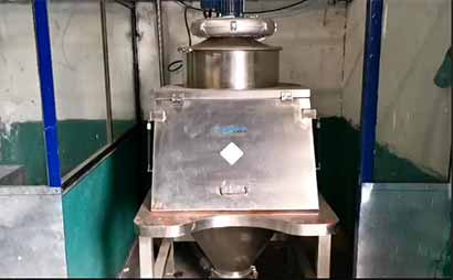 電纜料小袋無塵投料站客戶現場使用---永晟智造