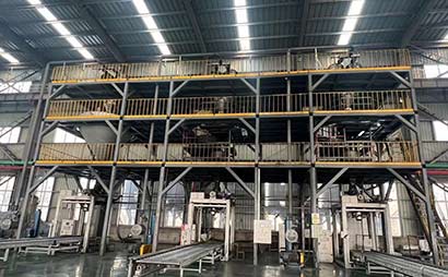 真空上料機-計量輸送-噸袋包裝---鋰電生產廠家客戶現場